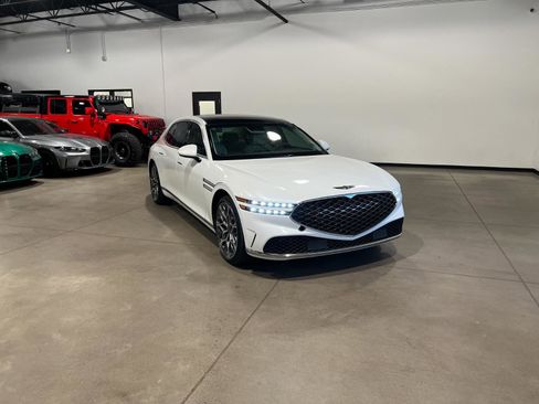 Used 2023 Genesis G90 3.5T image 1
