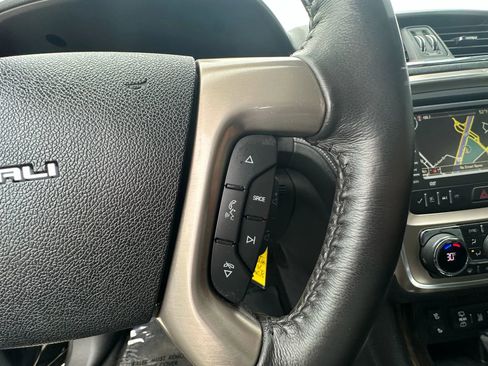 Used 2015 GMC Acadia Denali image 35