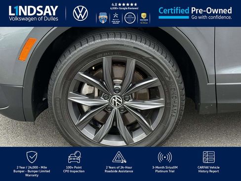 Certified 2022 Volkswagen Tiguan SE image 8