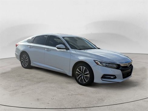 Used 2019 Honda Accord Touring image 7