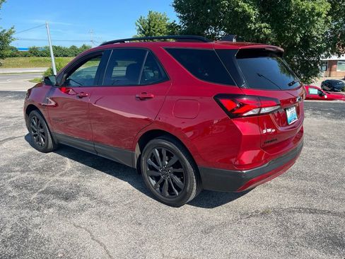 Used 2022 Chevrolet Equinox RS w/ RS Leather Package AWD/4WD image 4