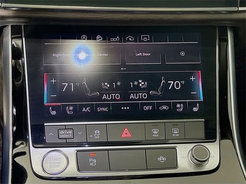 Used 2020 Audi Q7 3.0T Premium Plus w/ Premium Plus Package image 17
