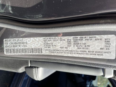 New 2025 Jeep Grand Cherokee L Limited AWD/4WD image 11
