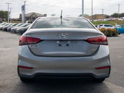 Used 2022 Hyundai Accent SE image 12