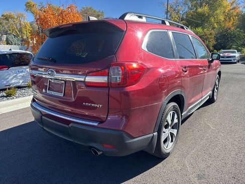 Used 2019 Subaru Ascent Premium image 3