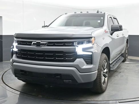 Used 2024 Chevrolet Silverado 1500 RST AWD/4WD image 10