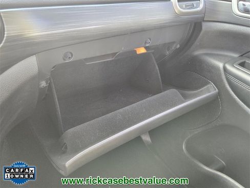 Used 2021 Jeep Grand Cherokee Laredo X image 21