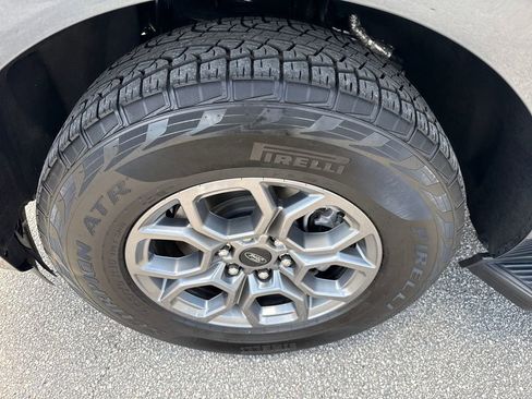 Used 2025 Ford Expedition Active image 12