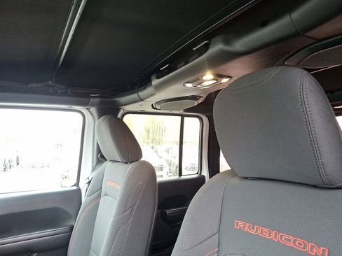 Certified 2021 Jeep Wrangler Unlimited Rubicon image 24