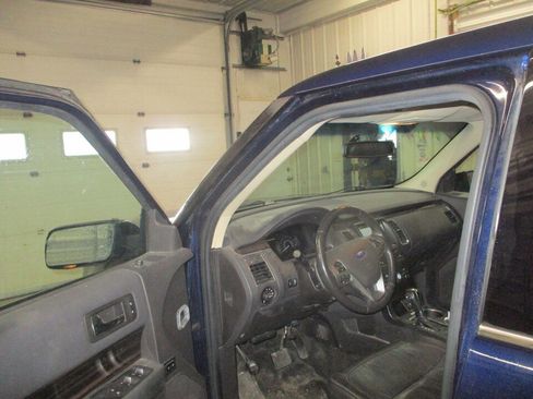 Used 2016 Ford Flex SEL w/ Equipment Group 202A AWD/4WD image 11