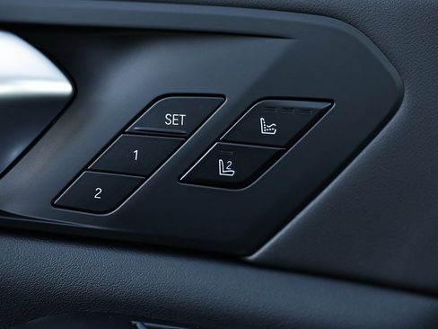 New 2026 BMW X5 M60i image 16