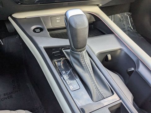 New 2026 Nissan Sentra SL w/ Floor Mat Package FWD image 22