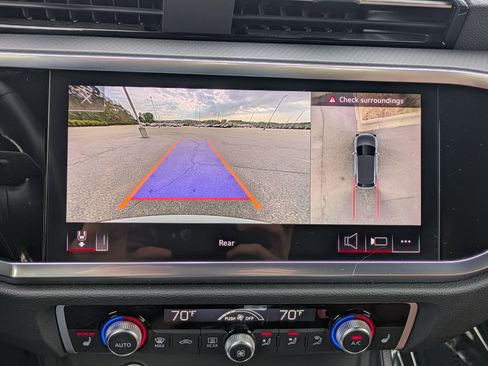 Used 2023 Audi Q3 2.0T Premium Plus w/ Premium Plus Package image 13