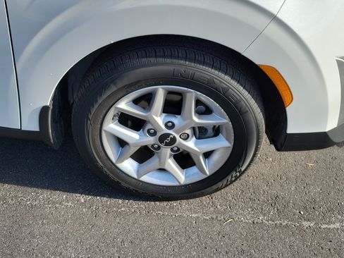 Certified 2025 Kia Soul S FWD image 36