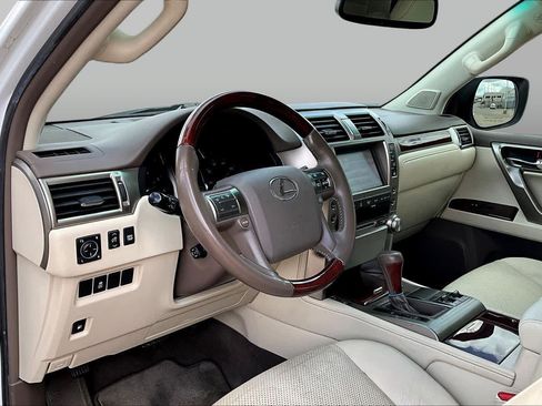 Used 2013 Lexus GX 460 w/ Comfort Plus Pkg AWD/4WD image 16