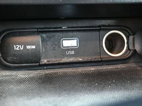 Used 2023 Kia Soul LX FWD image 25
