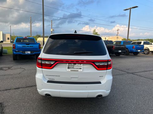 New 2026 Dodge Durango GT RWD image 5