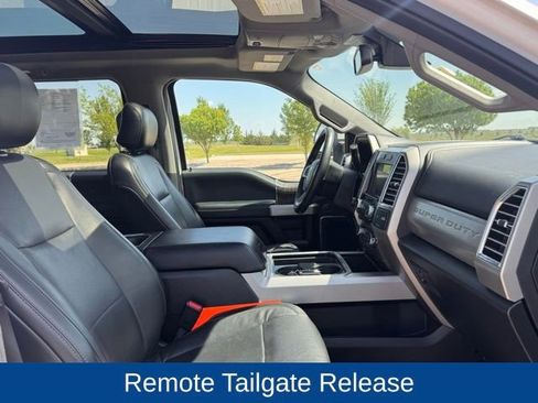 Used 2017 Ford F350 Lariat w/ Lariat Ultimate Package AWD/4WD image 25