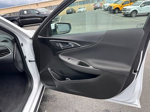 Used 2023 Chevrolet Malibu LT FWD image 18