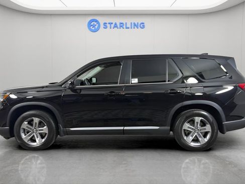 Used 2025 Honda Pilot EX-L image 4