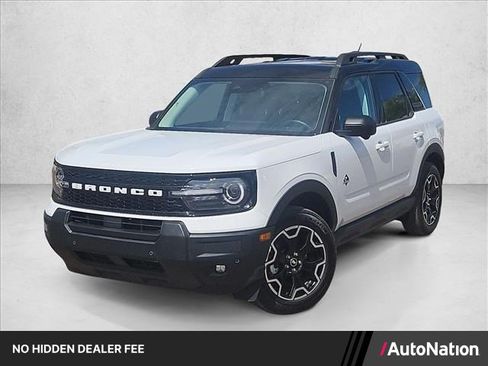 Certified 2025 Ford Bronco Sport Outer Banks w/ Outer Banks Tech Package+ AWD/4WD image 1