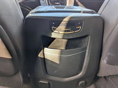 Used 2017 Cadillac Escalade Luxury image 19