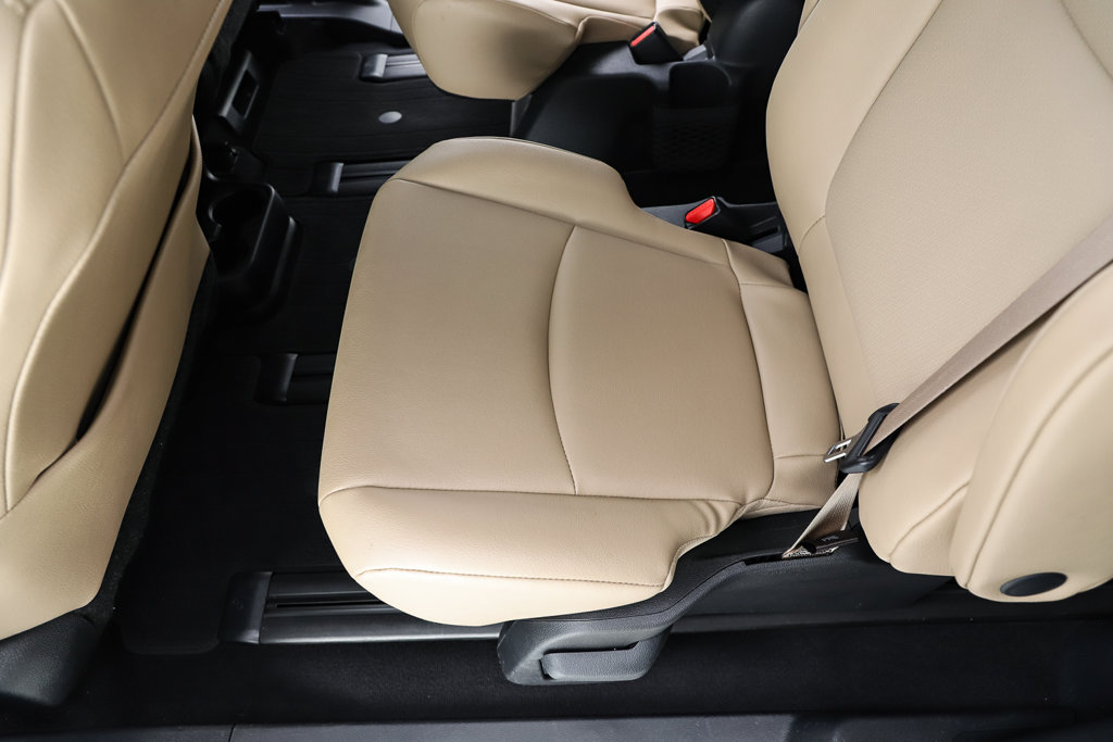 Used 2024 Toyota Sienna XLE w/ XLE Plus Package AWD/4WD image 54