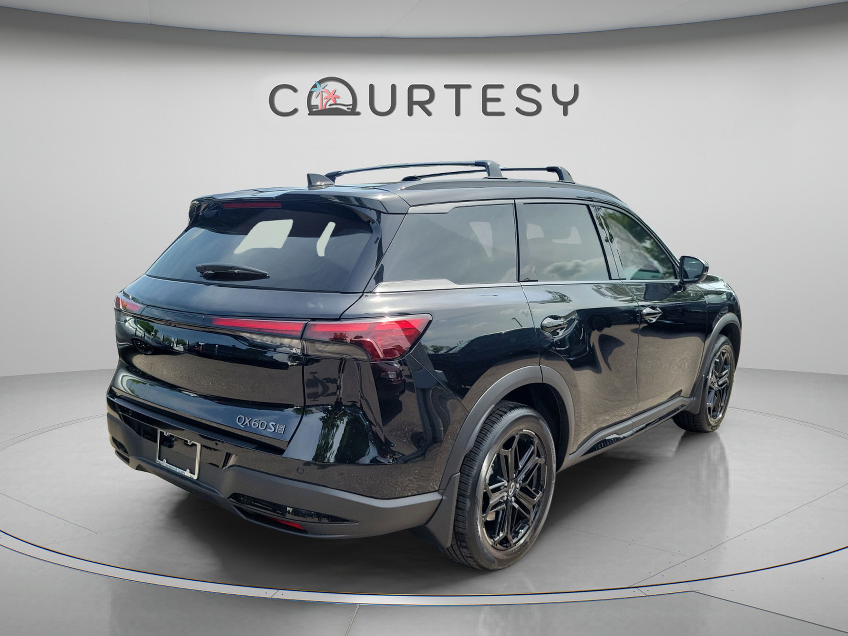 Certified 2026 INFINITI QX60 Sport w/ Dark Cargo Package AWD/4WD image 3