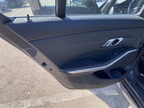 Used 2019 BMW 330i Sedan RWD image 15
