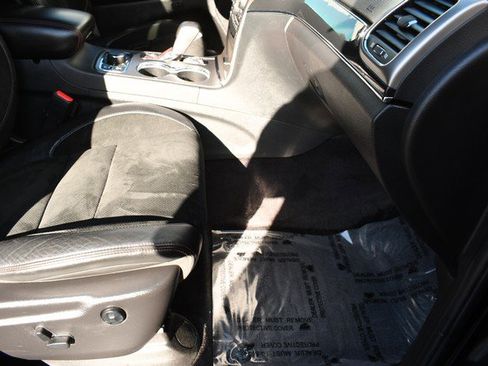 Used 2017 Jeep Grand Cherokee Trailhawk w/ Trailhawk Luxury Group image 26