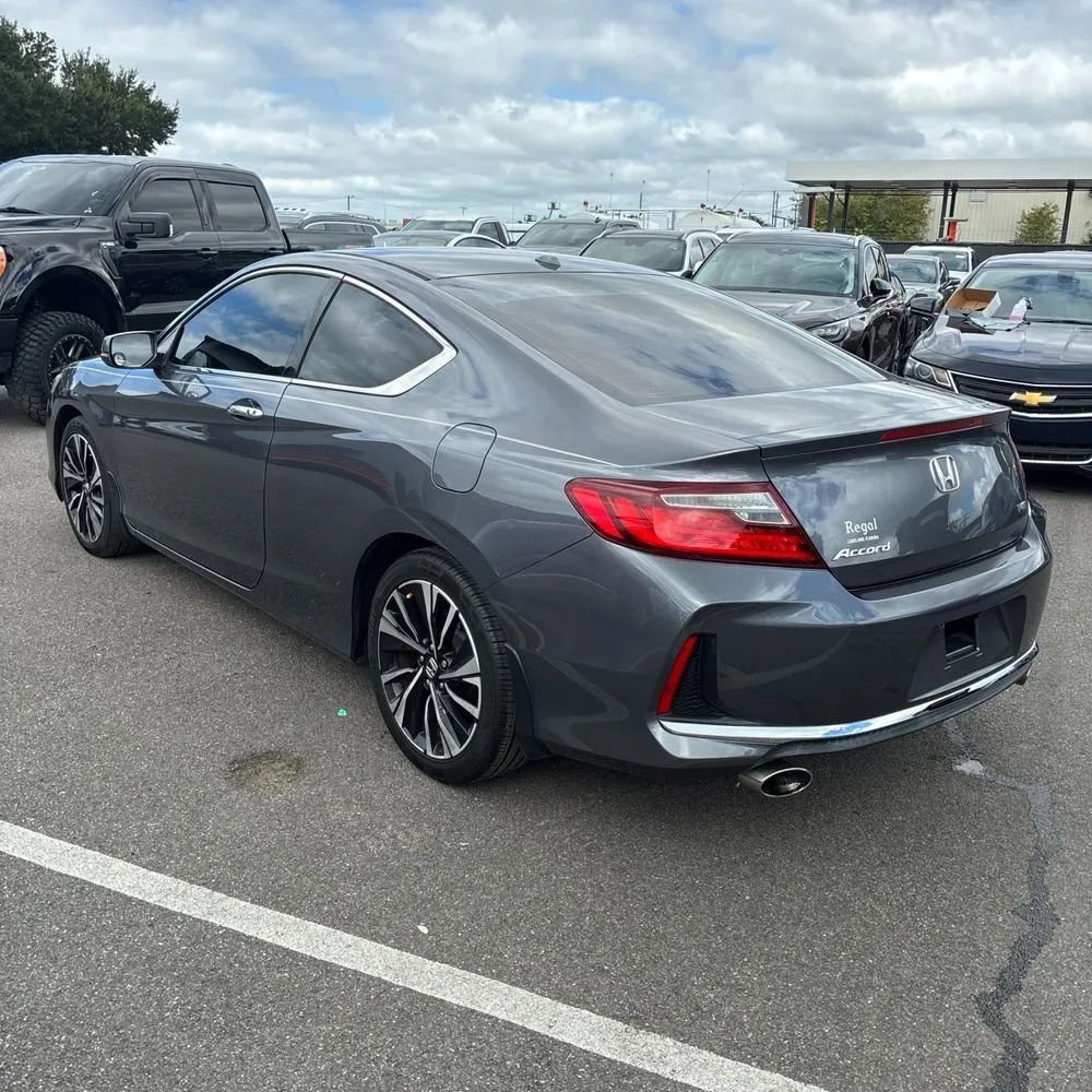 Used 2017 Honda Accord EX-L image 5