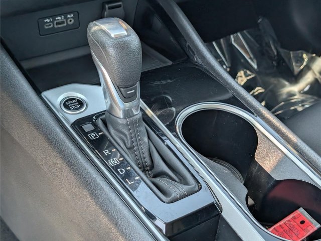 Used 2024 Nissan Altima 2.5 SV FWD image 22