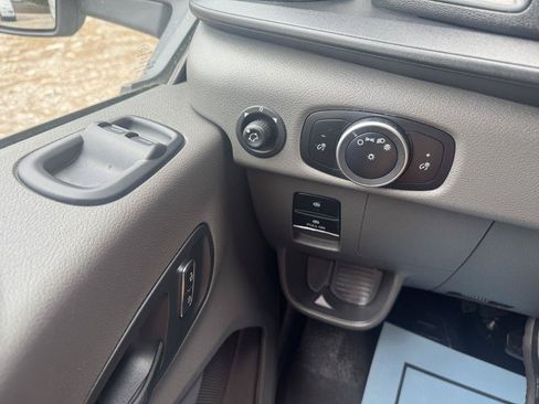 Used 2023 Ford Transit 250 148 High Roof RWD image 11
