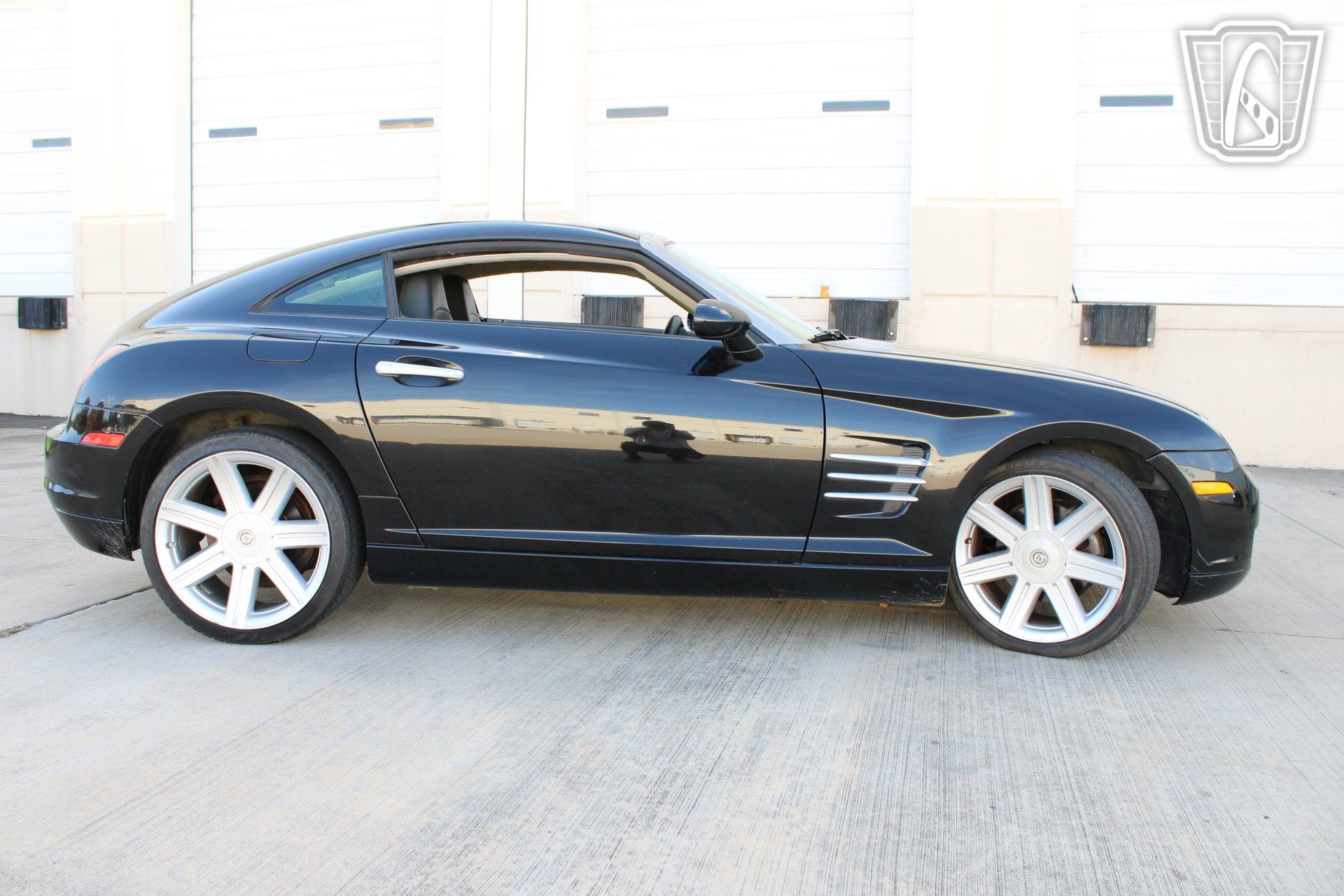 Used 2004 Chrysler Crossfire Coupe RWD image 4