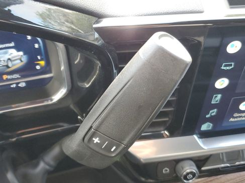 Used 2022 Chevrolet Silverado 1500 RST image 30