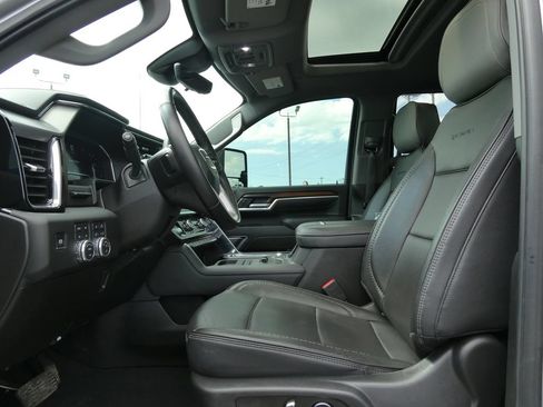 Certified 2025 GMC Sierra 3500 Denali w/ Denali Reserve Package AWD/4WD image 18