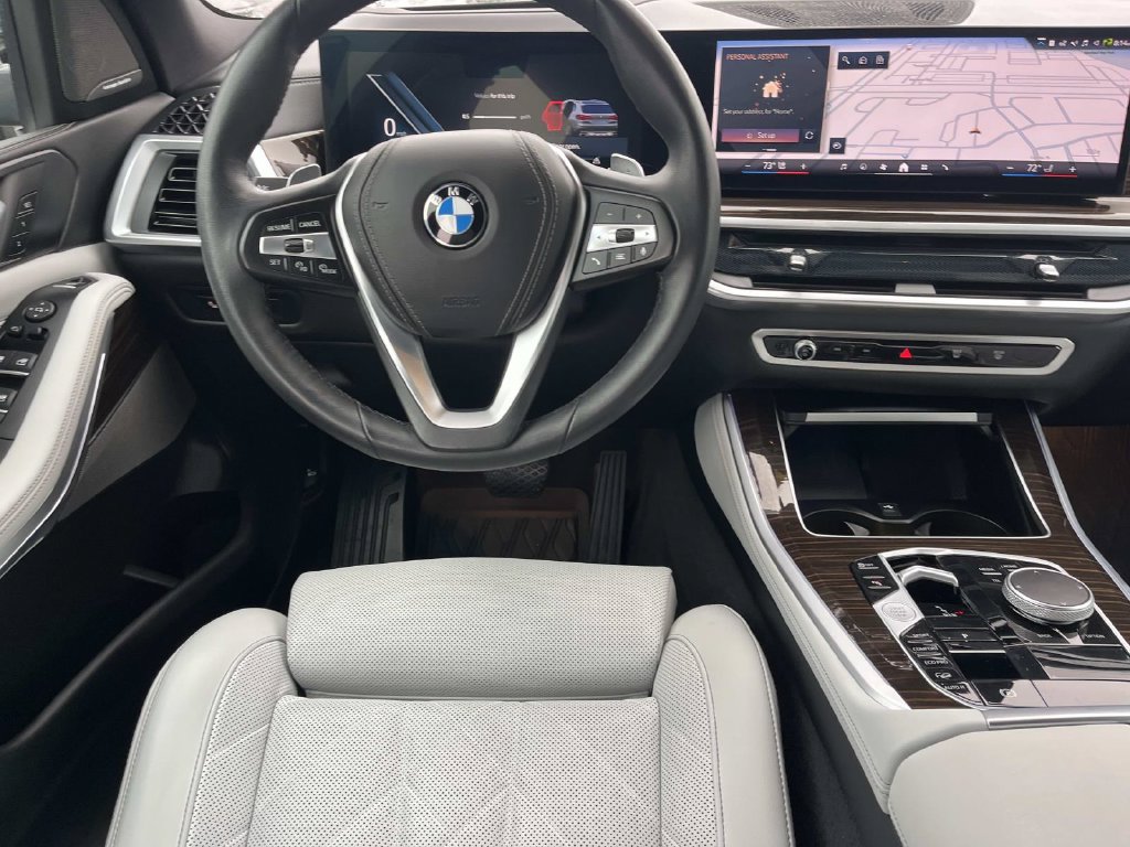 Used 2024 BMW X5 xDrive40i w/ Premium Package AWD/4WD image 13