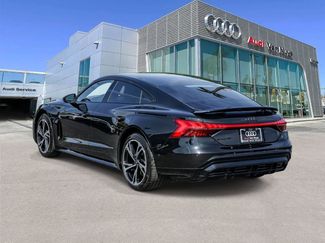 Used 2022 Audi e-tron GT Prestige w/ Prestige Package video 2