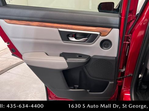 Used 2022 Honda CR-V Touring image 18