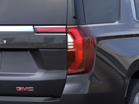 New 2026 GMC Yukon Denali w/ Denali Reserve Package AWD/4WD image 11