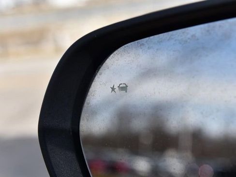 Used 2025 Chevrolet Equinox LT image 10