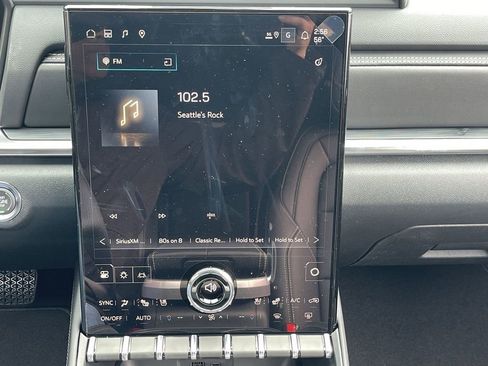 New 2026 GMC Terrain Elevation image 13