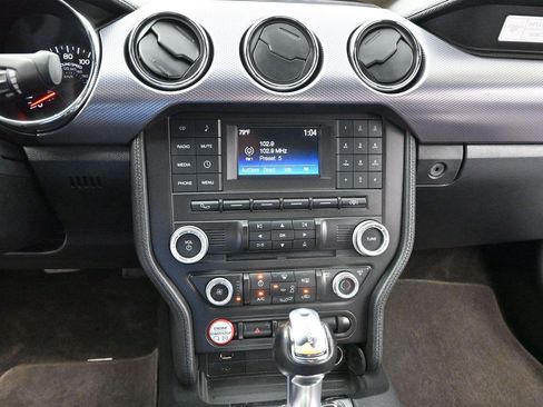 Used 2015 Ford Mustang GT RWD image 21