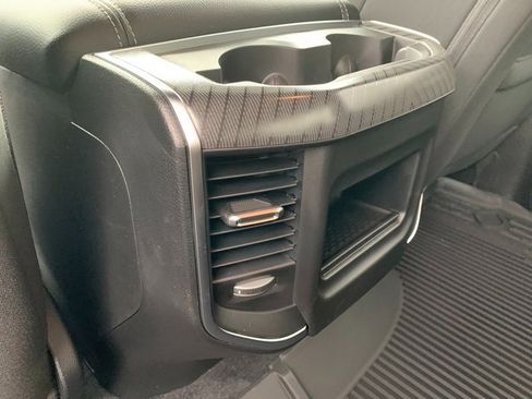 New 2026 RAM 1500 4x4 Crew Cab image 14