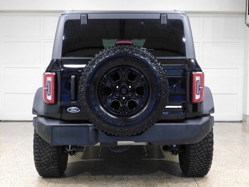 Used 2024 Ford Bronco Wildtrak image 8