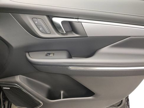New 2026 Buick Enclave Sport Touring w/ Power Package AWD/4WD image 9