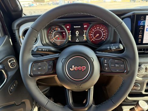 New 2026 Jeep Gladiator Sport AWD/4WD image 16