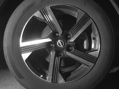 Used 2025 Nissan Sentra SV FWD image 13