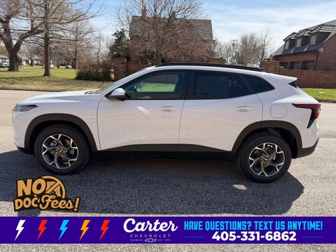 New 2026 Chevrolet Trax LT w/ Driver Confidence Package FWD image 3