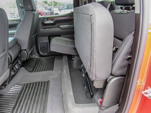 New 2025 GMC Sierra 1500 Elevation image 18